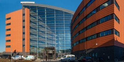 Shine-Cleaning-Services-Schoonmaak-Rotterdam-Glasbewassing-400×200 Glasbewassingbedrijf Rotterdam